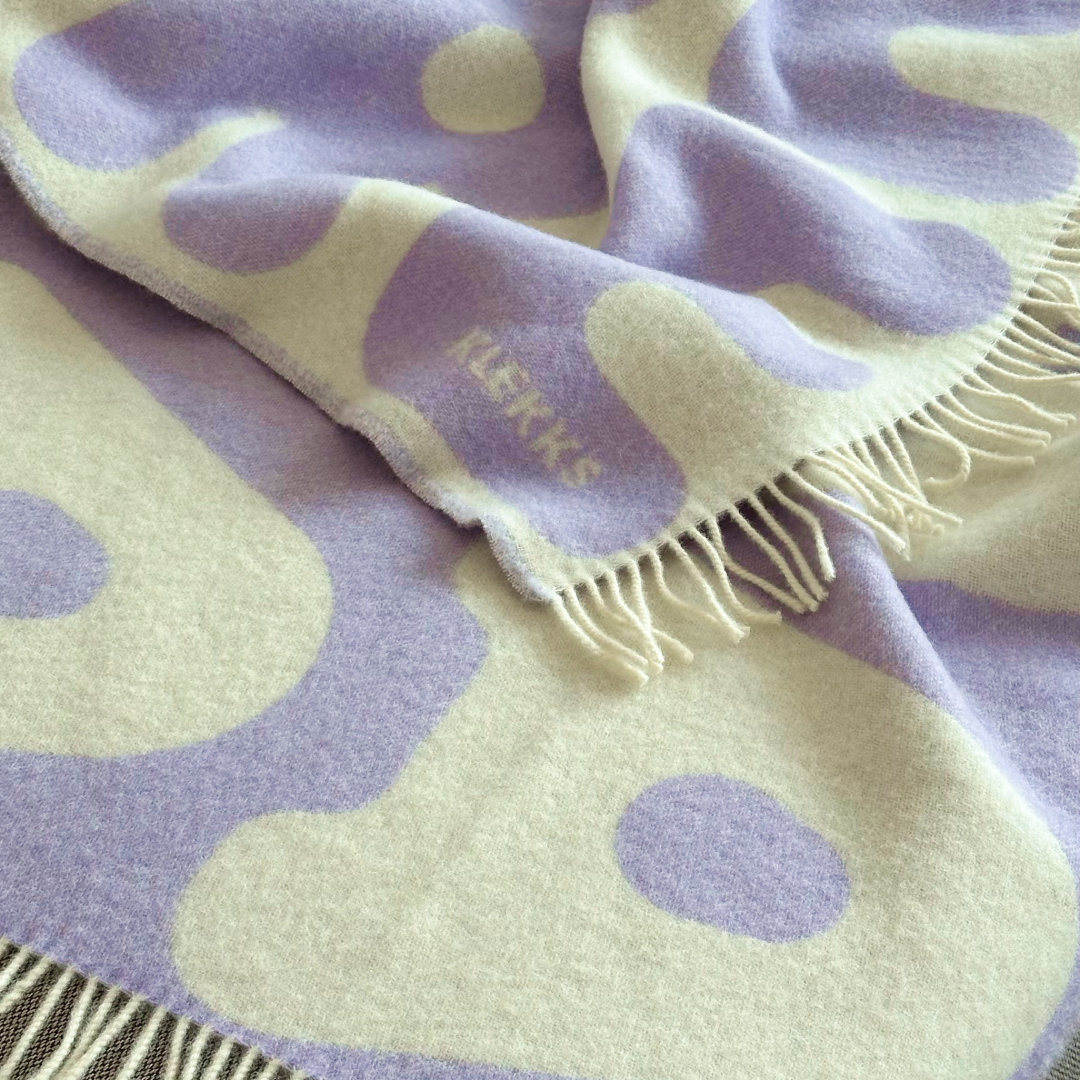 #Farbe_lila